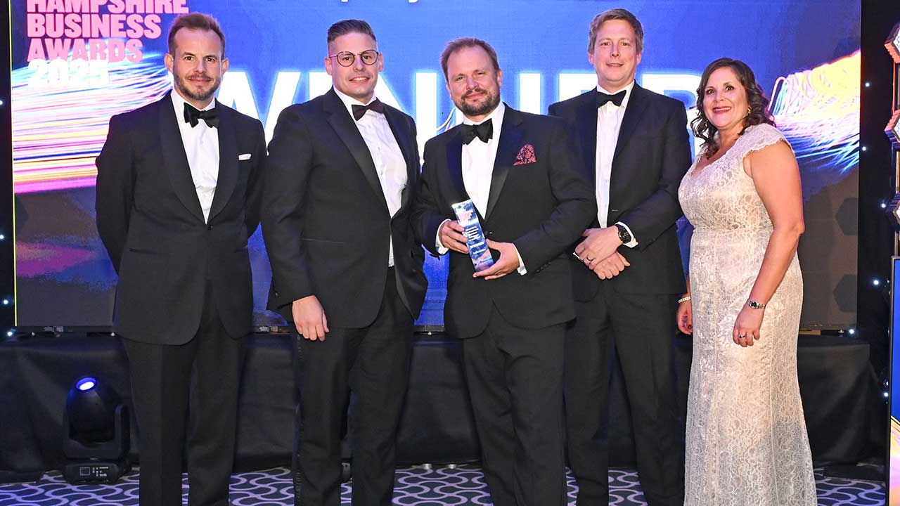 Scott Bailey winning Financial and Professional Services Company of the Year at 2025 Hampshire Business Awards